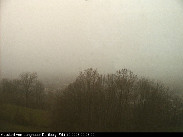 Webcam-Bild: Aussicht vom Dorfberg in Langnau 20061201-090500