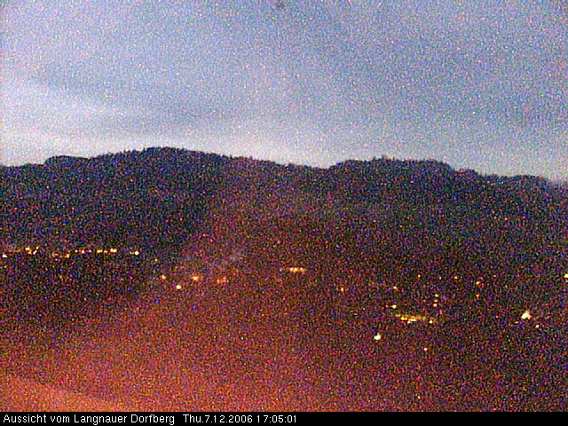 Webcam-Bild: Aussicht vom Dorfberg in Langnau 20061207-170500