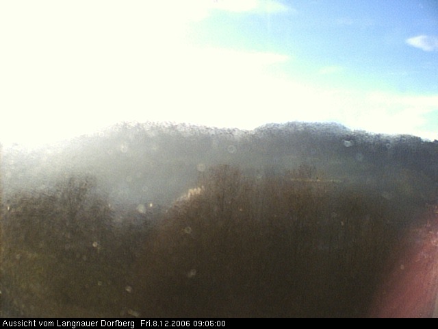 Webcam-Bild: Aussicht vom Dorfberg in Langnau 20061208-090500