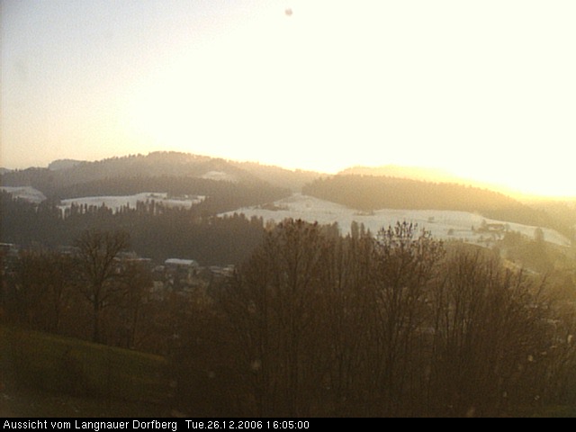 Webcam-Bild: Aussicht vom Dorfberg in Langnau 20061226-160500