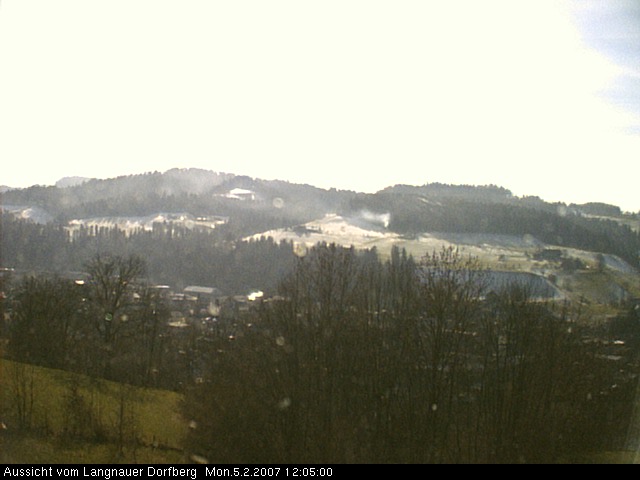 Webcam-Bild: Aussicht vom Dorfberg in Langnau 20070205-120500