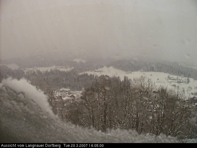 Webcam-Bild: Aussicht vom Dorfberg in Langnau 20070320-160500