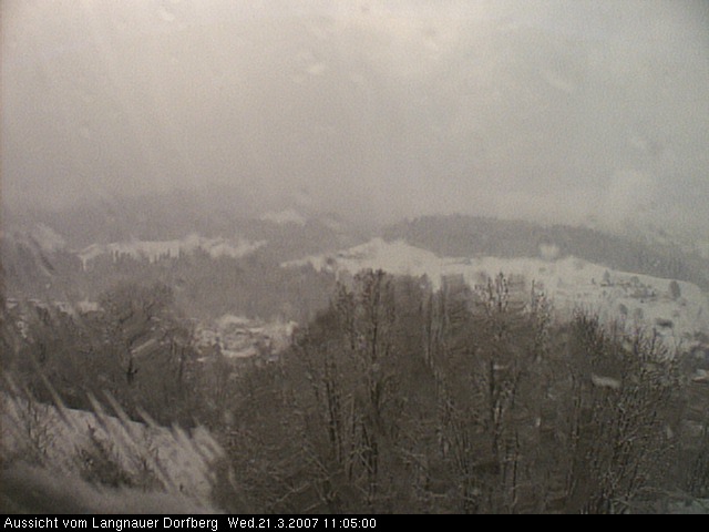 Webcam-Bild: Aussicht vom Dorfberg in Langnau 20070321-110500