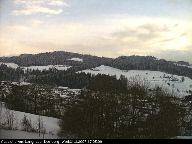 Webcam-Bild: Aussicht vom Dorfberg in Langnau 20070321-170500