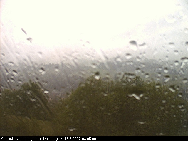 Webcam-Bild: Aussicht vom Dorfberg in Langnau 20070505-080500