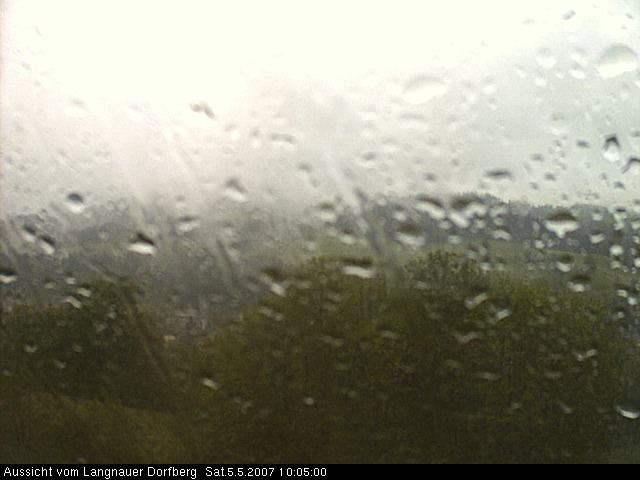 Webcam-Bild: Aussicht vom Dorfberg in Langnau 20070505-100500