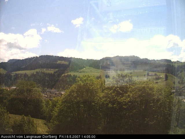 Webcam-Bild: Aussicht vom Dorfberg in Langnau 20070518-140500