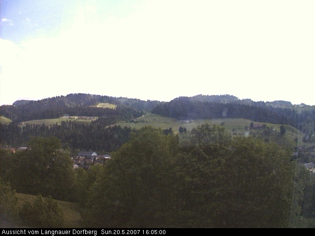 Webcam-Bild: Aussicht vom Dorfberg in Langnau 20070520-160500