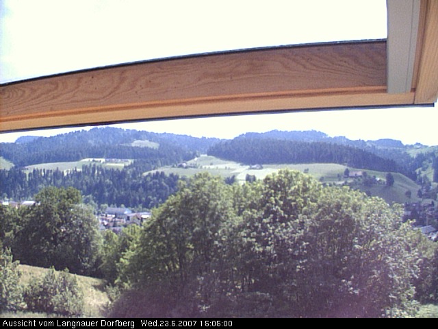 Webcam-Bild: Aussicht vom Dorfberg in Langnau 20070523-150500