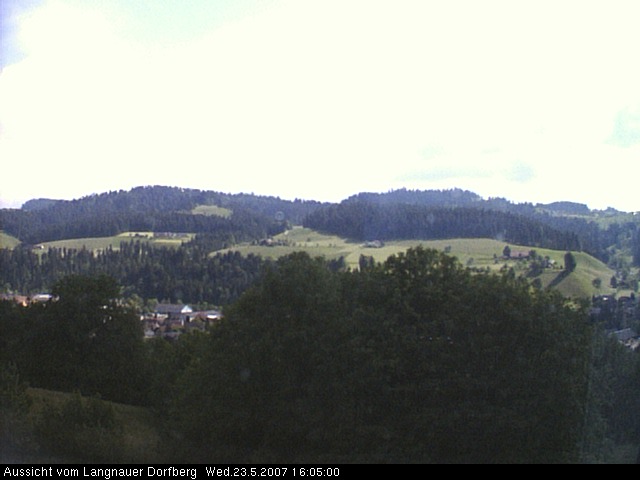 Webcam-Bild: Aussicht vom Dorfberg in Langnau 20070523-160500