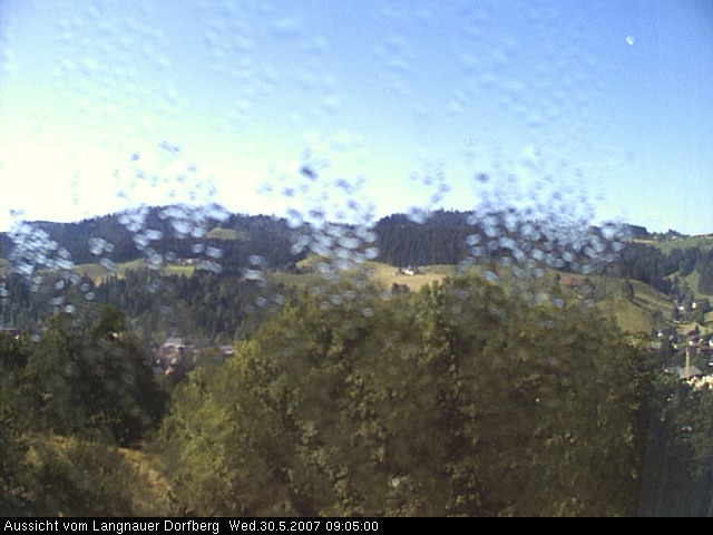 Webcam-Bild: Aussicht vom Dorfberg in Langnau 20070530-090500