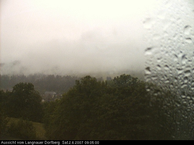 Webcam-Bild: Aussicht vom Dorfberg in Langnau 20070602-090500