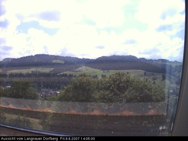 Webcam-Bild: Aussicht vom Dorfberg in Langnau 20070608-140500