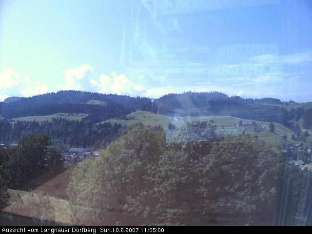 Webcam-Bild: Aussicht vom Dorfberg in Langnau 20070610-110500