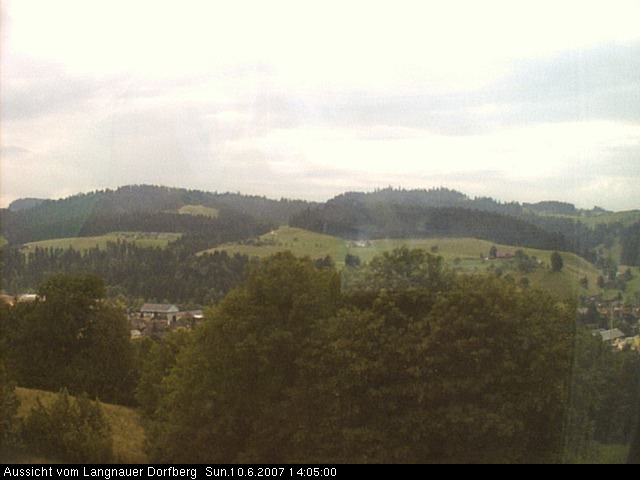 Webcam-Bild: Aussicht vom Dorfberg in Langnau 20070610-140500