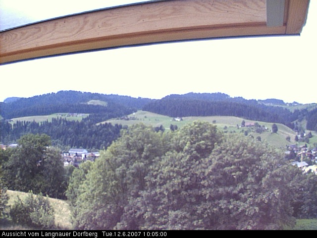 Webcam-Bild: Aussicht vom Dorfberg in Langnau 20070612-100500