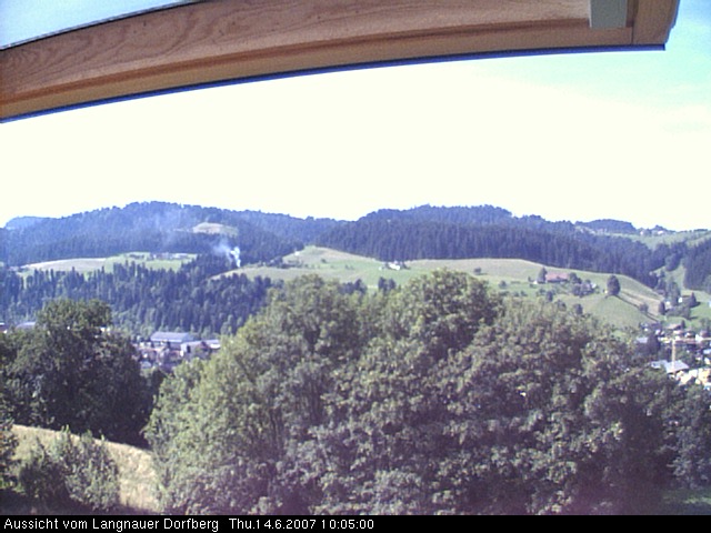 Webcam-Bild: Aussicht vom Dorfberg in Langnau 20070614-100500