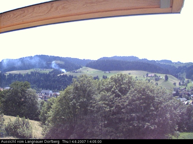 Webcam-Bild: Aussicht vom Dorfberg in Langnau 20070614-140500
