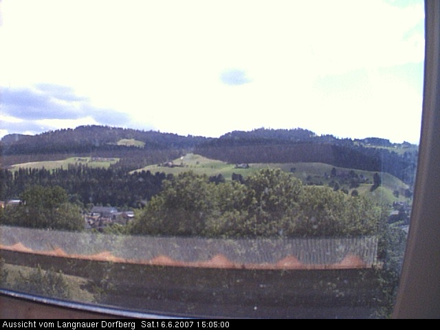 Webcam-Bild: Aussicht vom Dorfberg in Langnau 20070616-150500