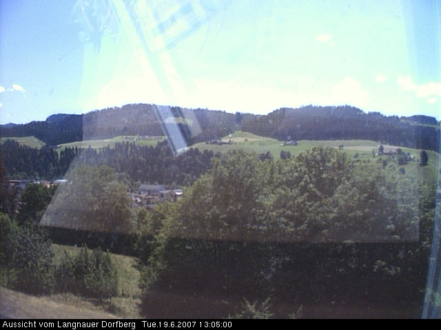 Webcam-Bild: Aussicht vom Dorfberg in Langnau 20070619-140500
