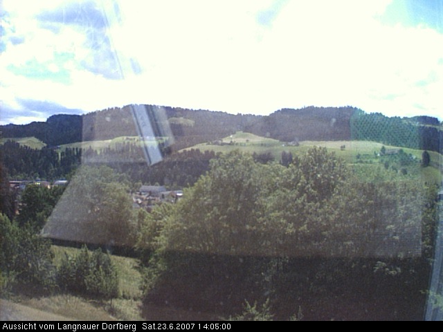 Webcam-Bild: Aussicht vom Dorfberg in Langnau 20070623-140500