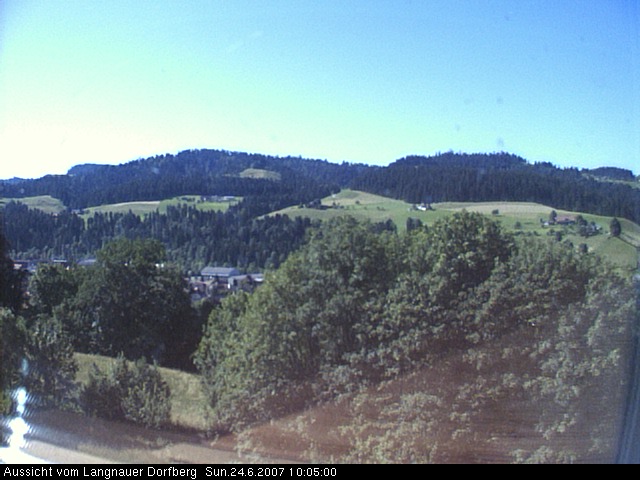 Webcam-Bild: Aussicht vom Dorfberg in Langnau 20070624-100500