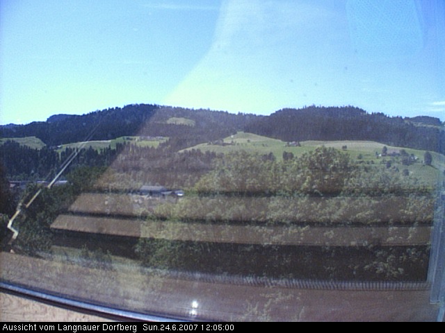 Webcam-Bild: Aussicht vom Dorfberg in Langnau 20070624-120500
