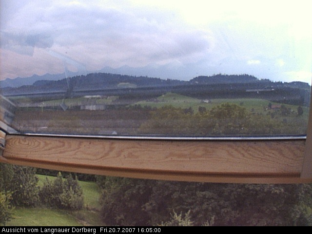 Webcam-Bild: Aussicht vom Dorfberg in Langnau 20070720-160500