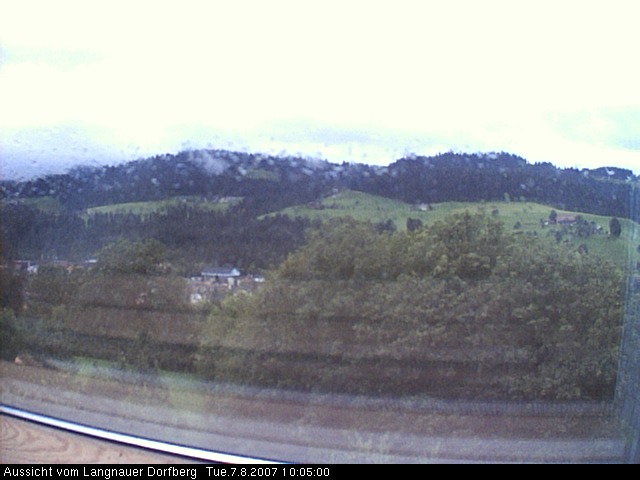 Webcam-Bild: Aussicht vom Dorfberg in Langnau 20070807-100500