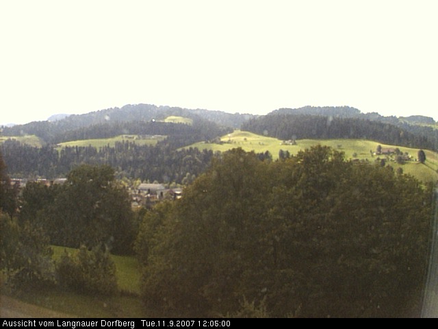 Webcam-Bild: Aussicht vom Dorfberg in Langnau 20070911-120500