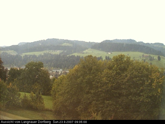 Webcam-Bild: Aussicht vom Dorfberg in Langnau 20070923-090500