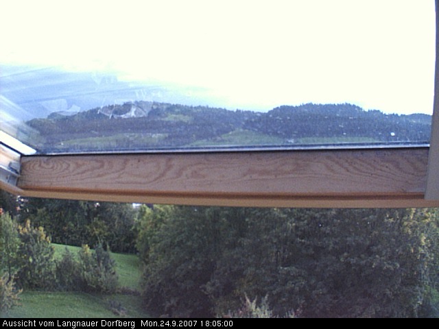 Webcam-Bild: Aussicht vom Dorfberg in Langnau 20070924-180500