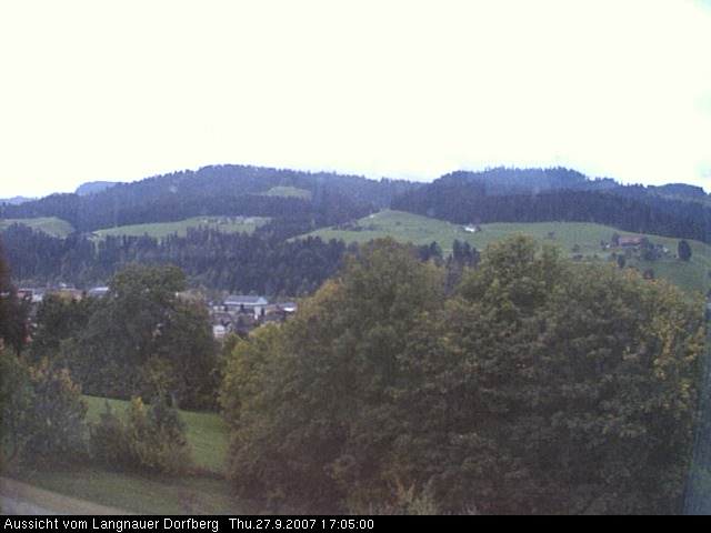 Webcam-Bild: Aussicht vom Dorfberg in Langnau 20070927-170500