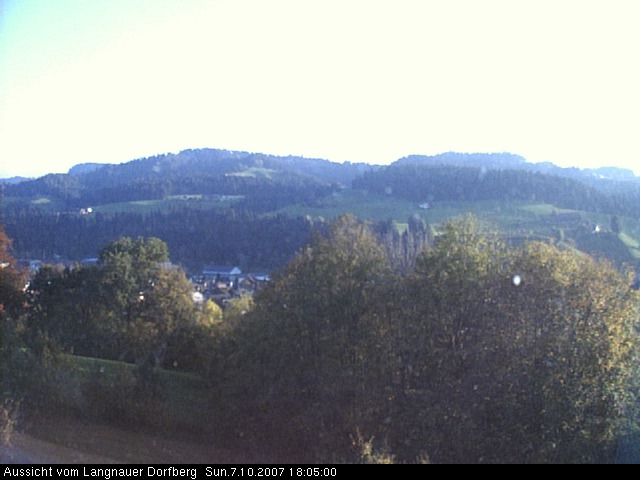 Webcam-Bild: Aussicht vom Dorfberg in Langnau 20071007-180500