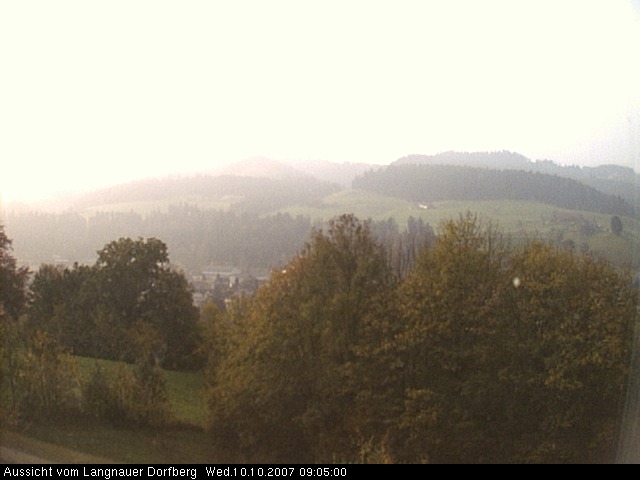 Webcam-Bild: Aussicht vom Dorfberg in Langnau 20071010-090500