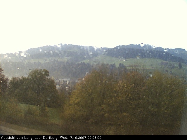 Webcam-Bild: Aussicht vom Dorfberg in Langnau 20071017-090500
