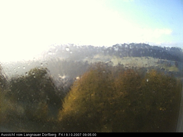 Webcam-Bild: Aussicht vom Dorfberg in Langnau 20071019-090500