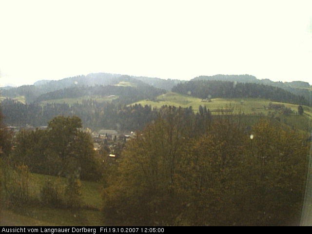Webcam-Bild: Aussicht vom Dorfberg in Langnau 20071019-120500