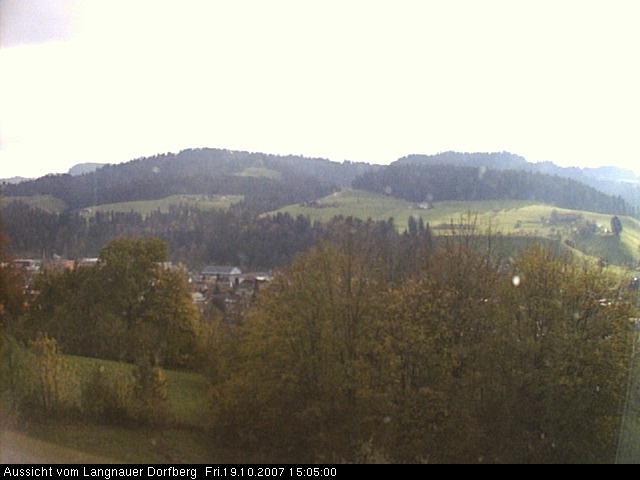 Webcam-Bild: Aussicht vom Dorfberg in Langnau 20071019-150500