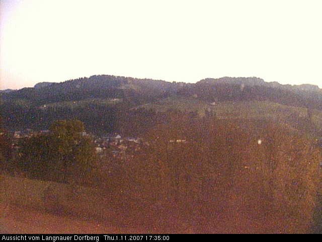 Webcam-Bild: Aussicht vom Dorfberg in Langnau 20071101-173500