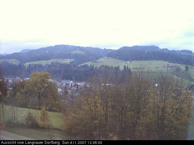 Webcam-Bild: Aussicht vom Dorfberg in Langnau 20071104-120500
