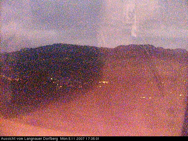 Webcam-Bild: Aussicht vom Dorfberg in Langnau 20071105-173500