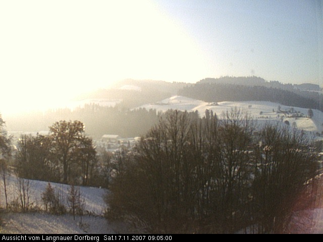 Webcam-Bild: Aussicht vom Dorfberg in Langnau 20071117-090500