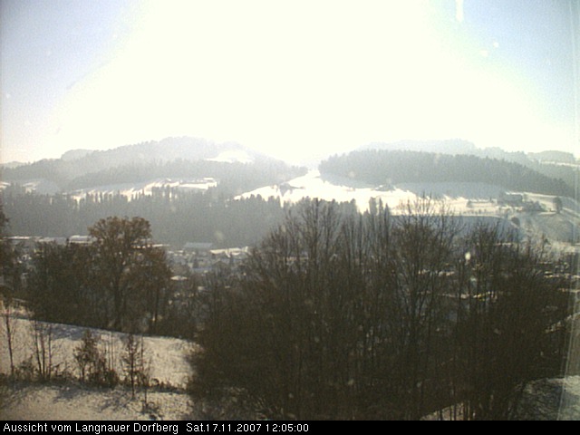 Webcam-Bild: Aussicht vom Dorfberg in Langnau 20071117-120500