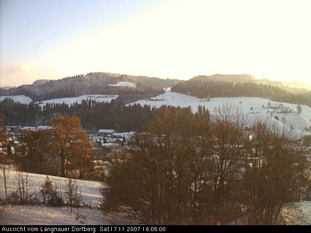 Webcam-Bild: Aussicht vom Dorfberg in Langnau 20071117-160500
