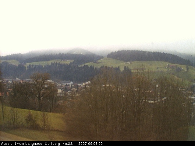Webcam-Bild: Aussicht vom Dorfberg in Langnau 20071123-090500