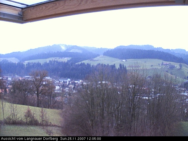 Webcam-Bild: Aussicht vom Dorfberg in Langnau 20071125-120500