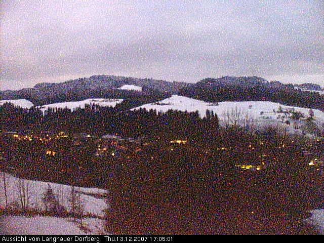 Webcam-Bild: Aussicht vom Dorfberg in Langnau 20071213-170500