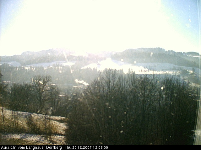 Webcam-Bild: Aussicht vom Dorfberg in Langnau 20071220-120500
