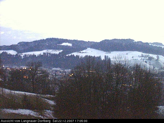 Webcam-Bild: Aussicht vom Dorfberg in Langnau 20071222-170500